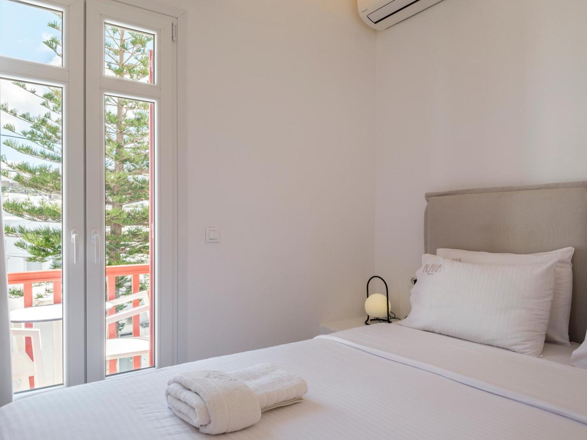 אורחן Alana Mykonos 2*